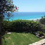 Laura * كوستا ري